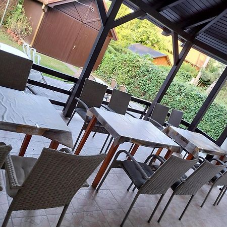 Apartament Fenyves Vendeghaz - Siófok Zewnętrze zdjęcie